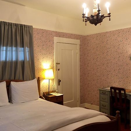 Cowper Inn Пало Алто Екстериор снимка